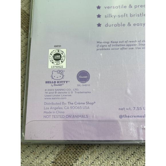 The crème shop Hello Kitty BT21 complete makeup brush collection, set of 8, NIB - Picture 4 of 9